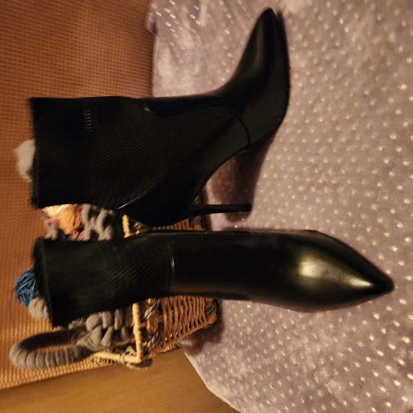 Boots - Picture 2 of 4